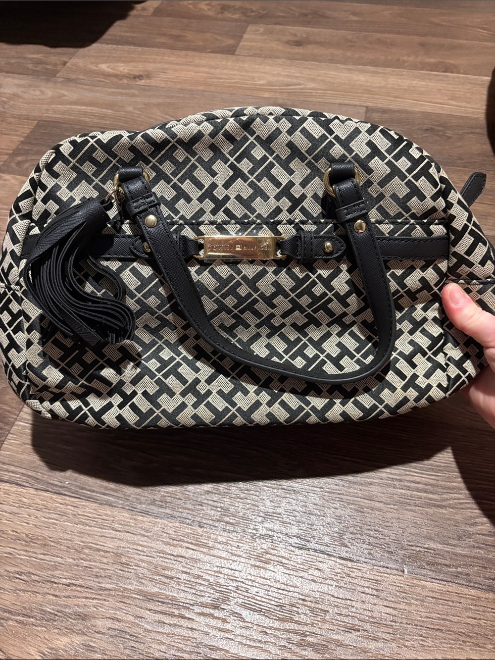 Tommy Hilfiger Handbag